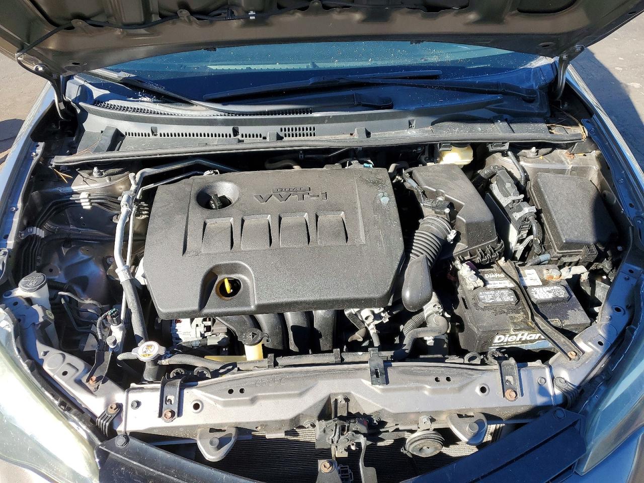 2018 TOYOTA COROLLA L photo 11