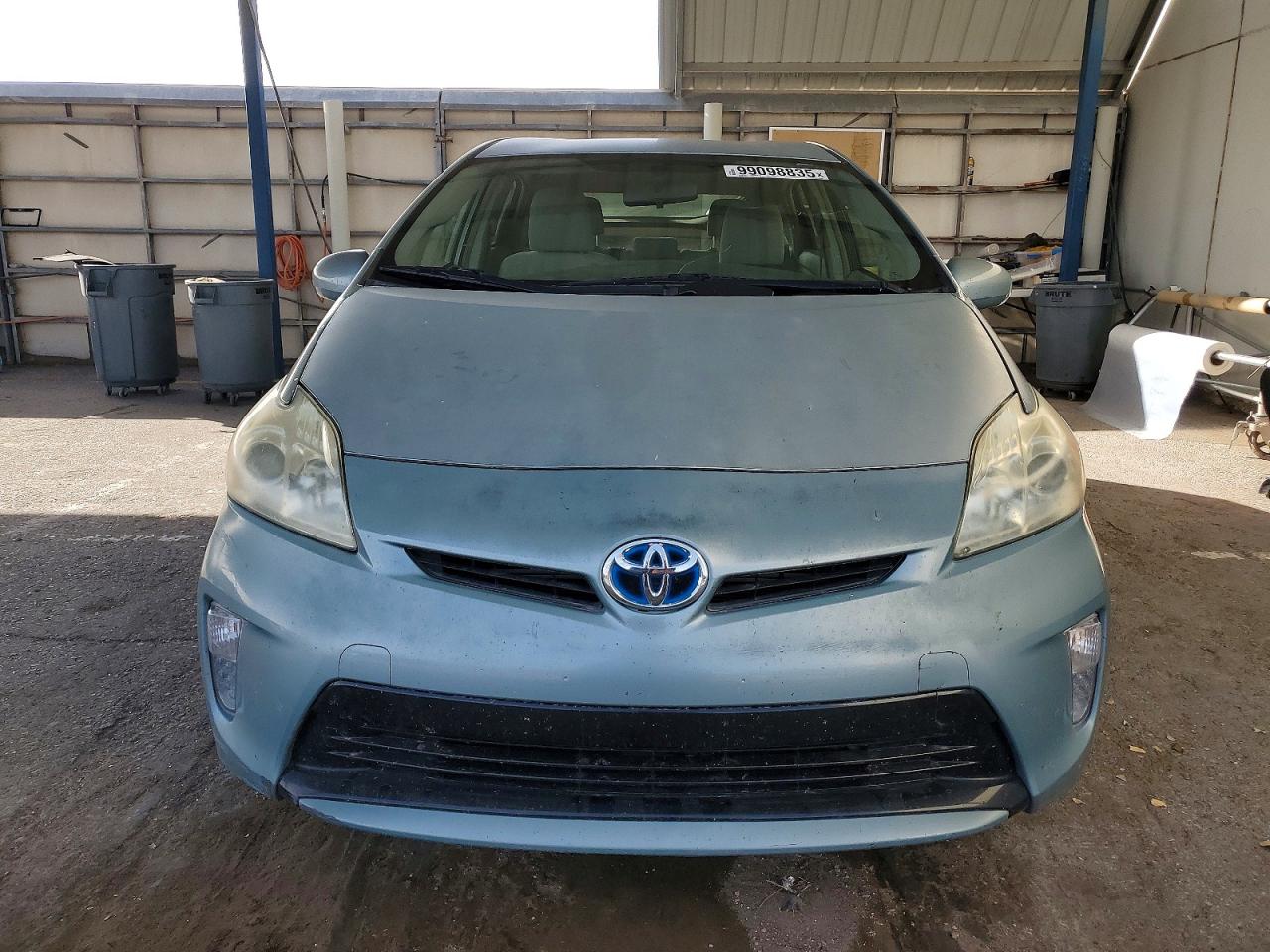2012 TOYOTA PRIUS photo 5