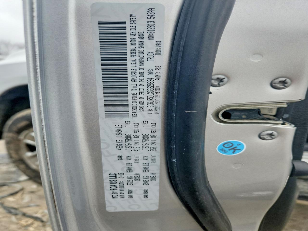 2016 RAM 2500 SLT photo 23