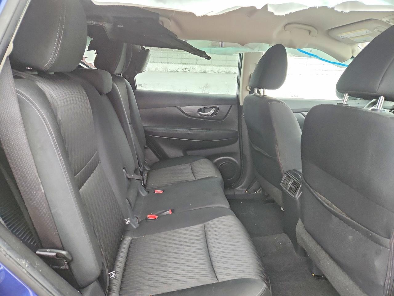 2019 NISSAN ROGUE S photo 21