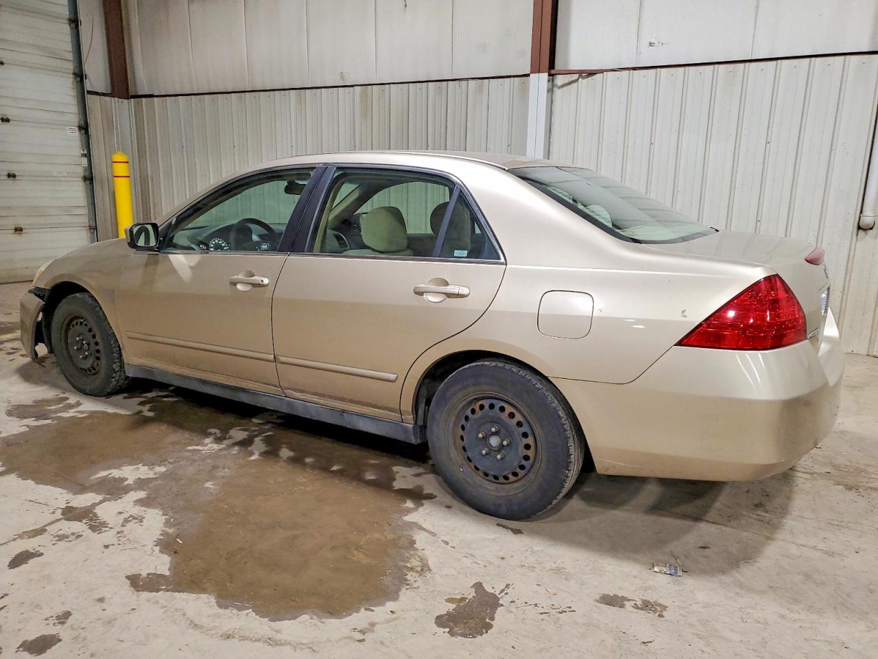 2006 HONDA ACCORD LX photo 2