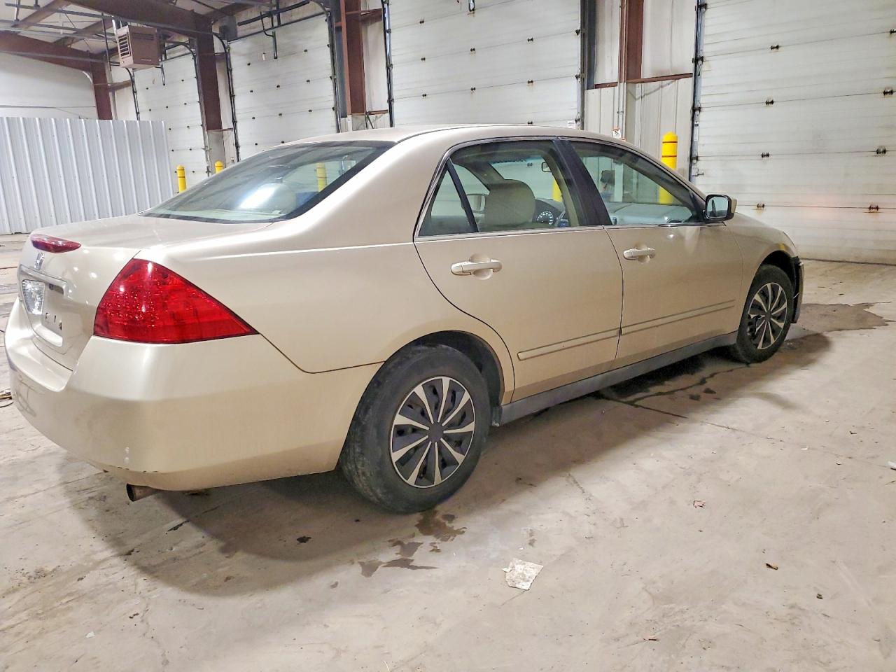 2006 HONDA ACCORD LX photo 3