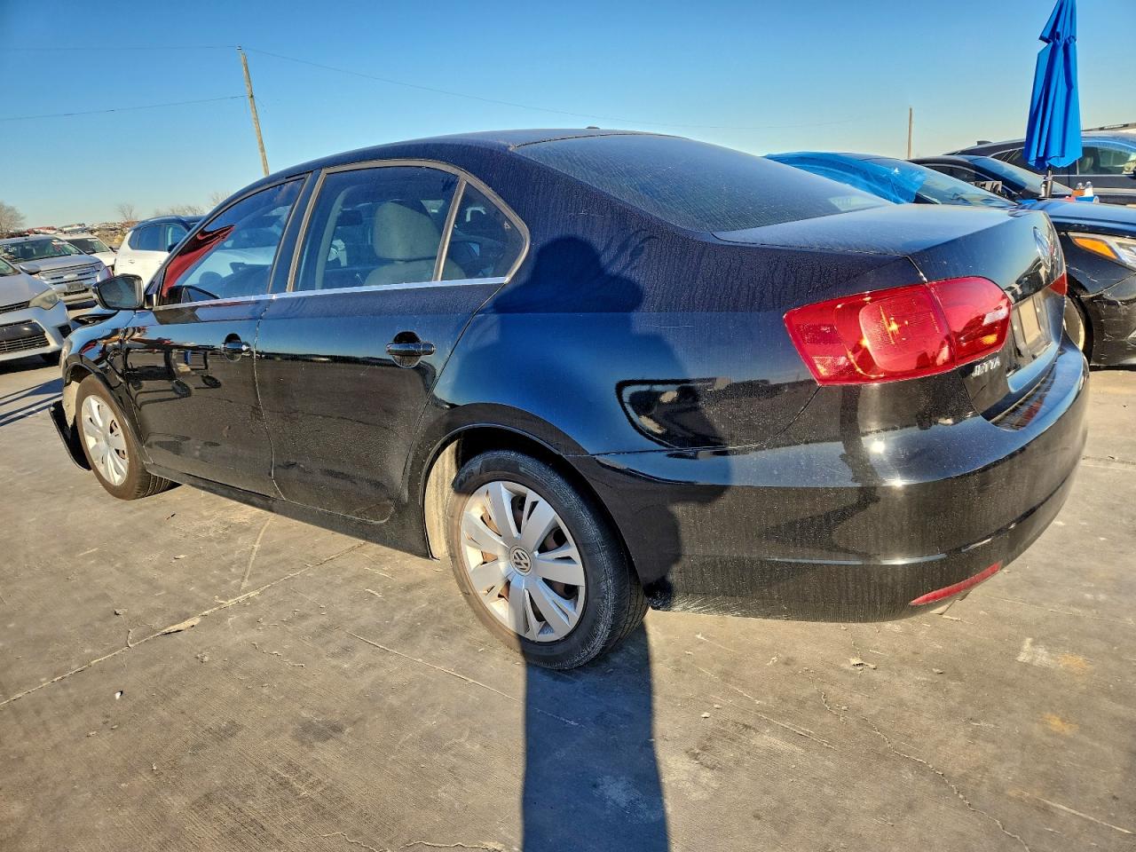 2013 VOLKSWAGEN JETTA SE photo 2