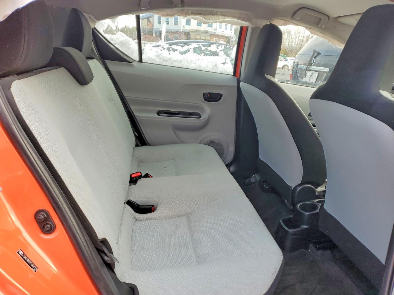 2012 TOYOTA PRIUS C photo 10