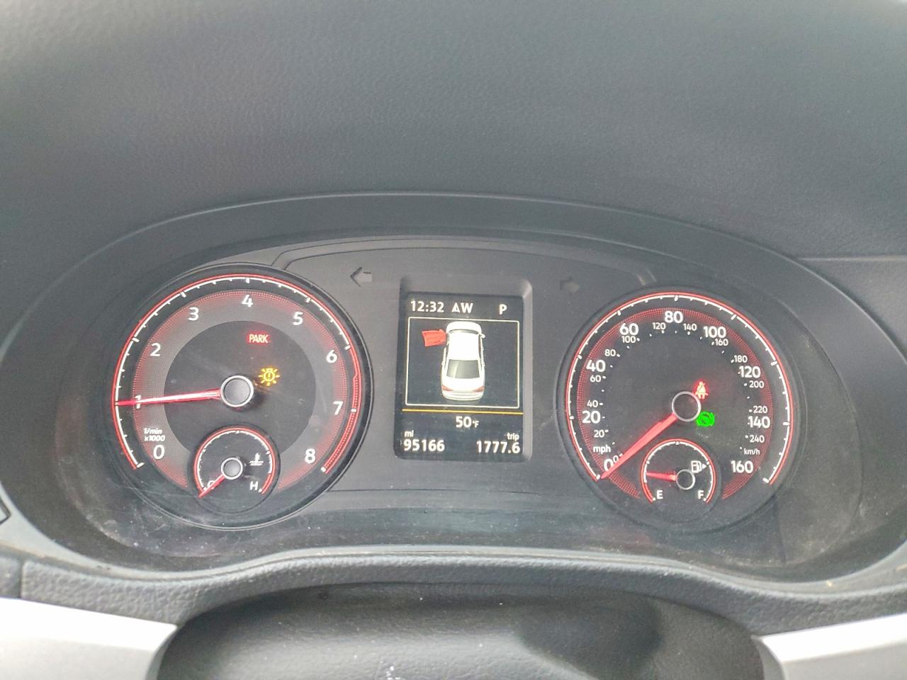 2021 VOLKSWAGEN PASSAT SE photo 9