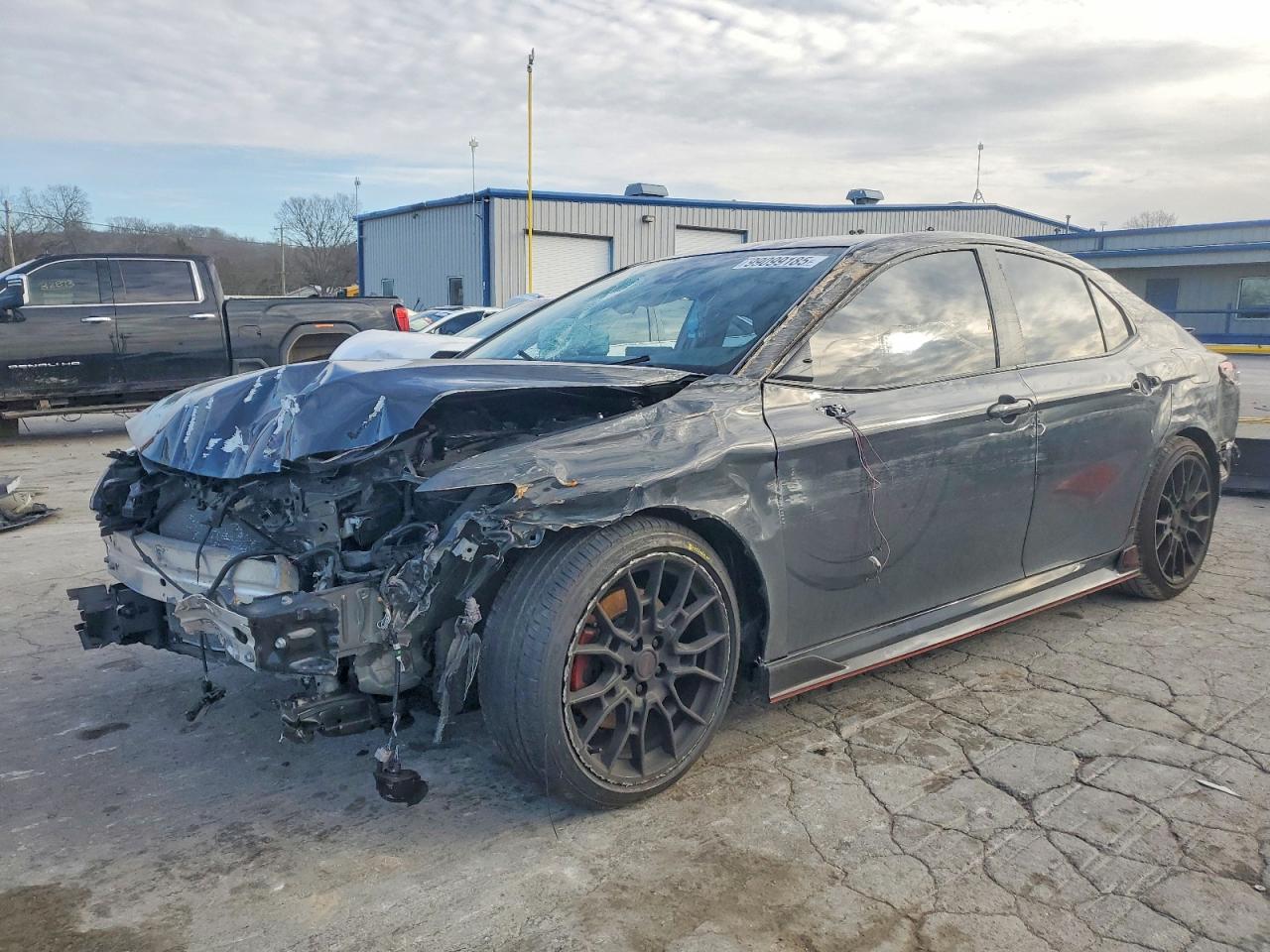 2024 TOYOTA CAMRY