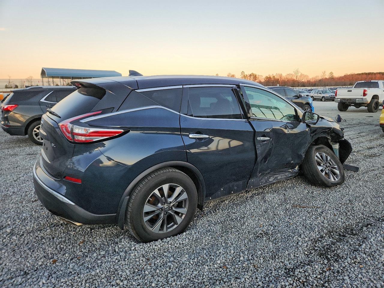 2018 NISSAN MURANO SL photo 3