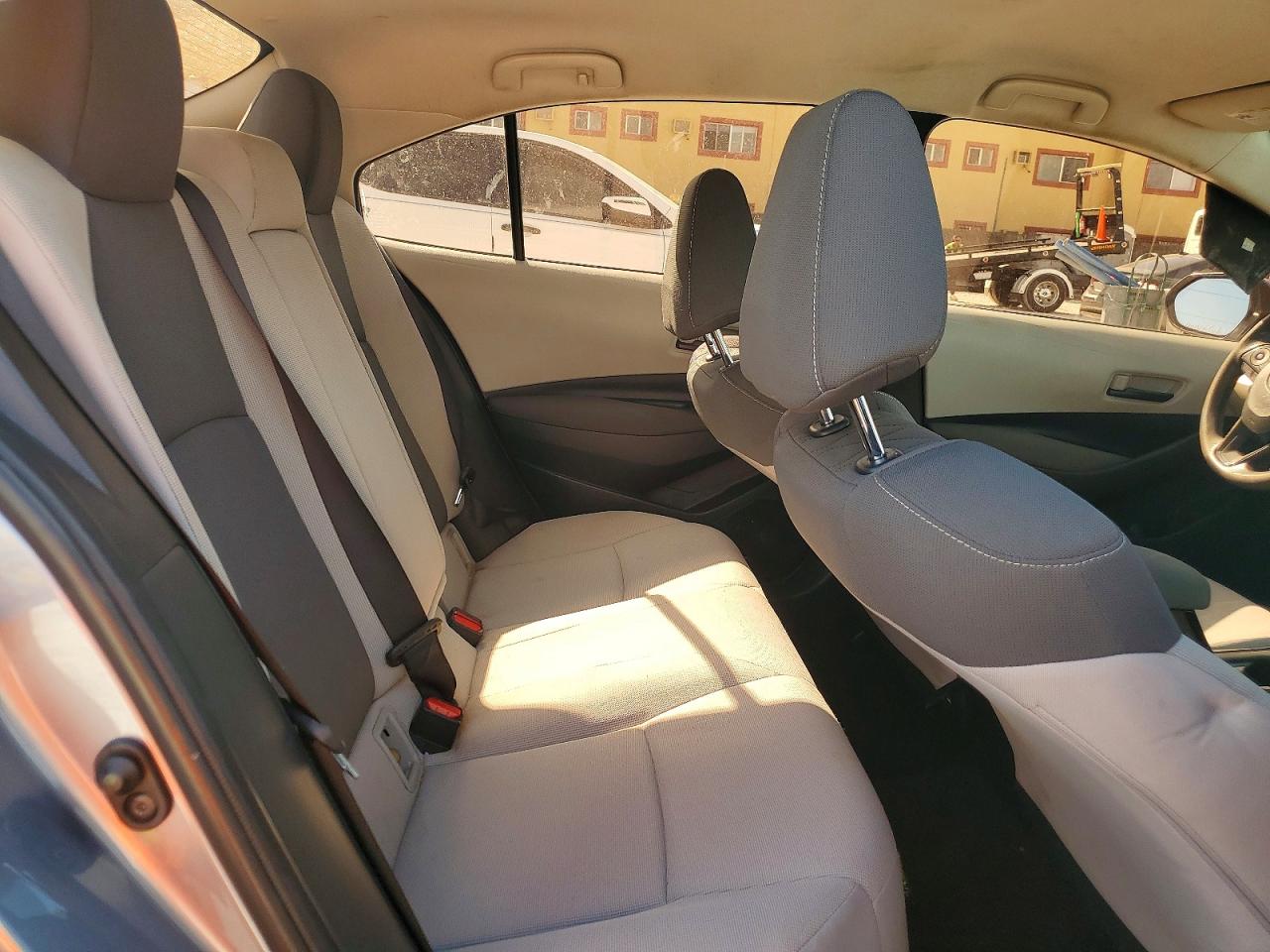 2022 TOYOTA COROLLA LE photo 28