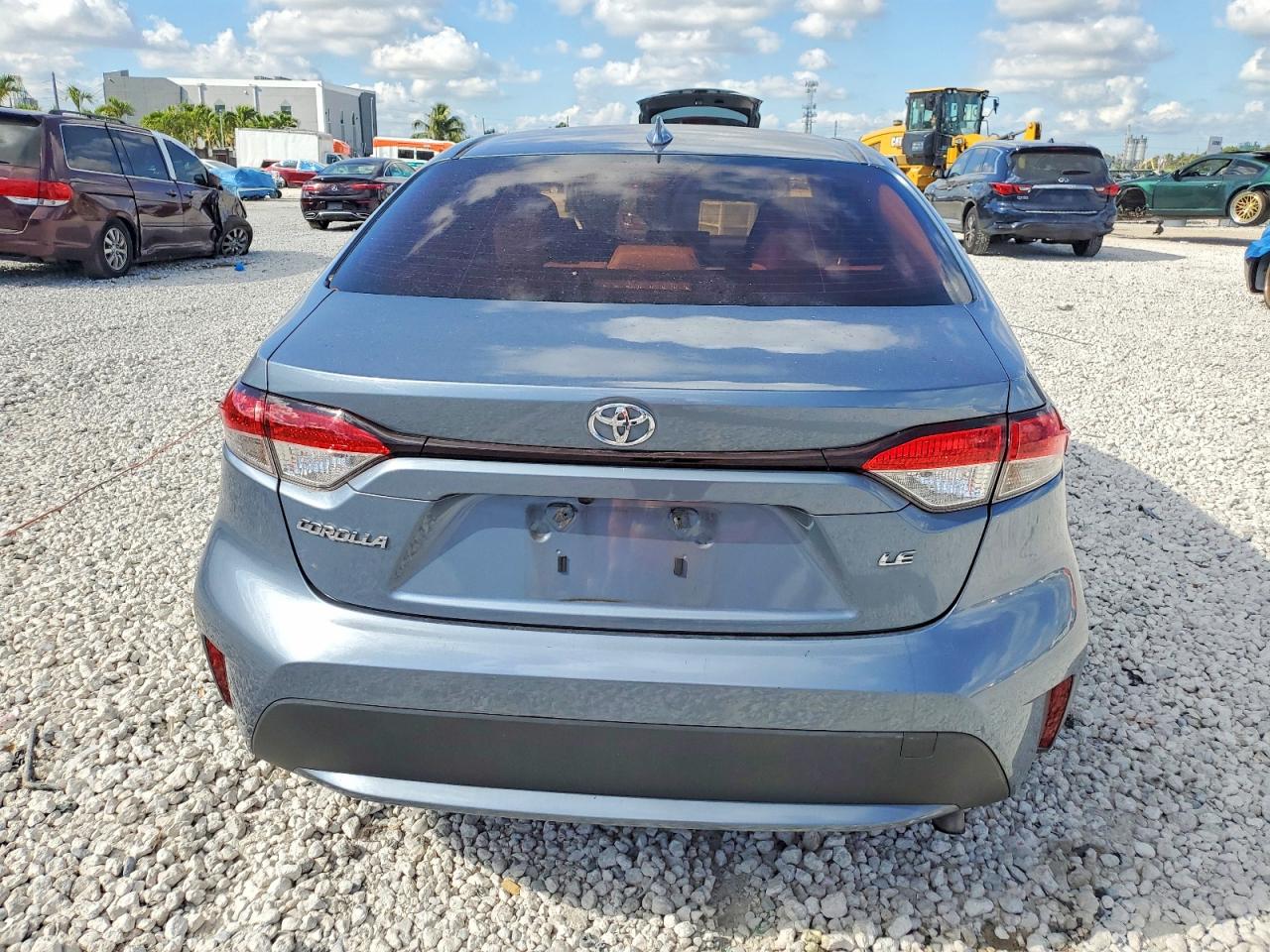 2022 TOYOTA COROLLA LE photo 16