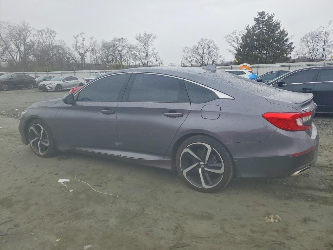 2020 HONDA ACCORD SPORT photo 2