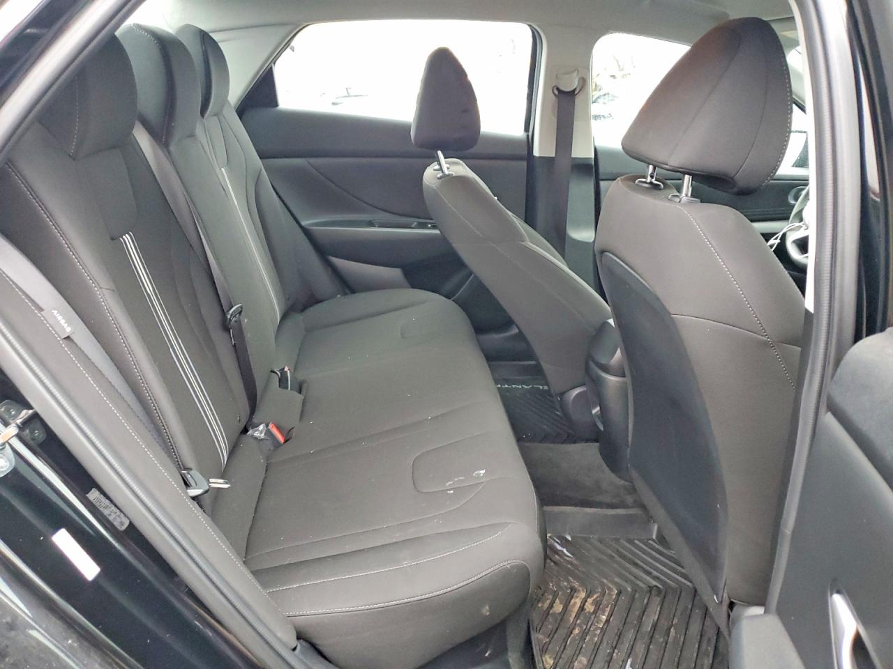 2024 HYUNDAI ELANTRA BLUE photo 10