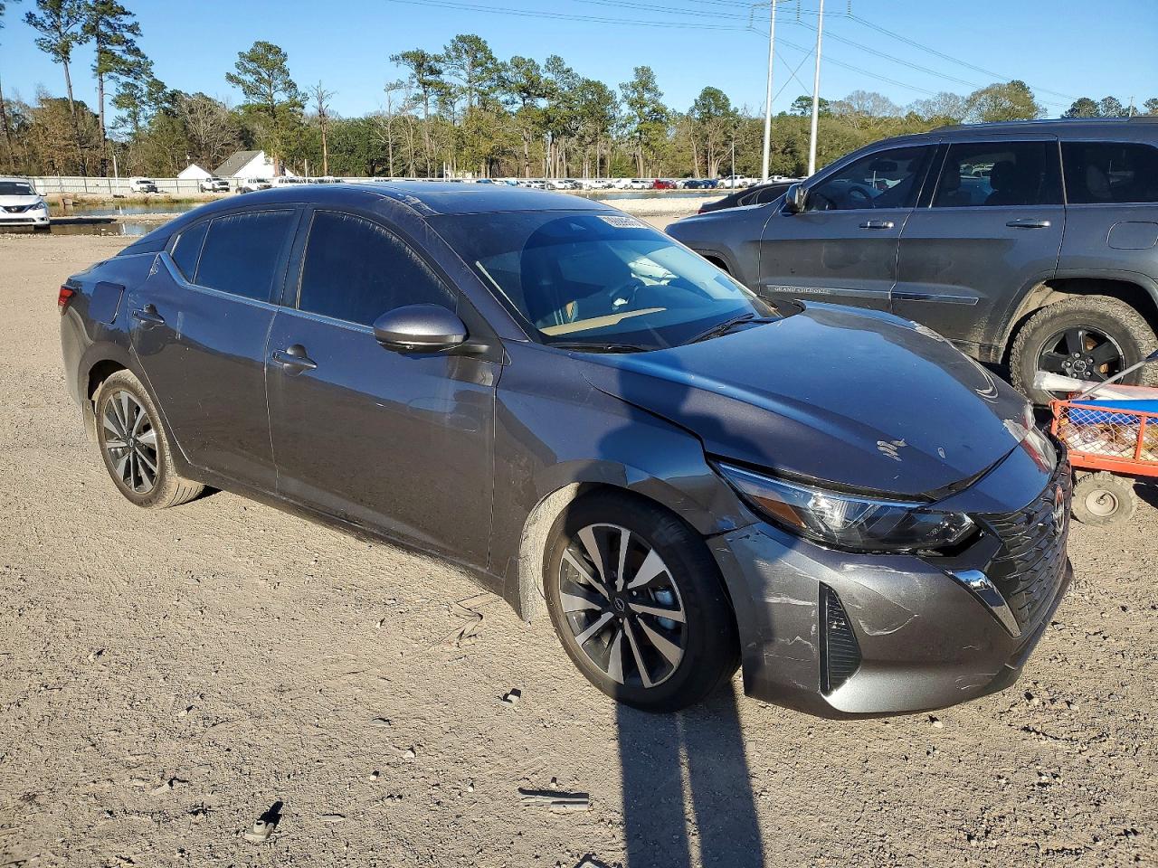 2025 NISSAN SENTRA SV photo 4
