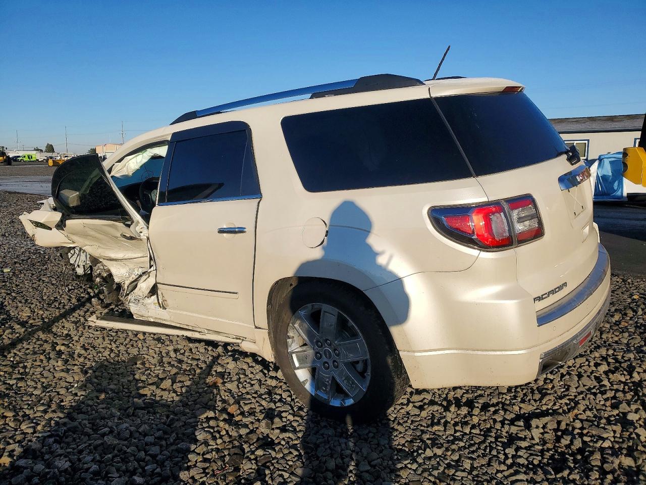 2014 GMC ACADIA DENALI photo 2