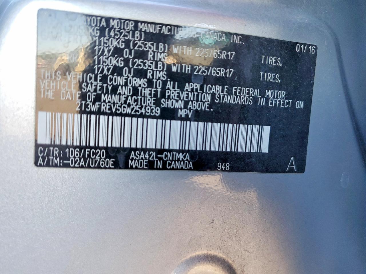 2016 TOYOTA RAV4 XLE photo 13