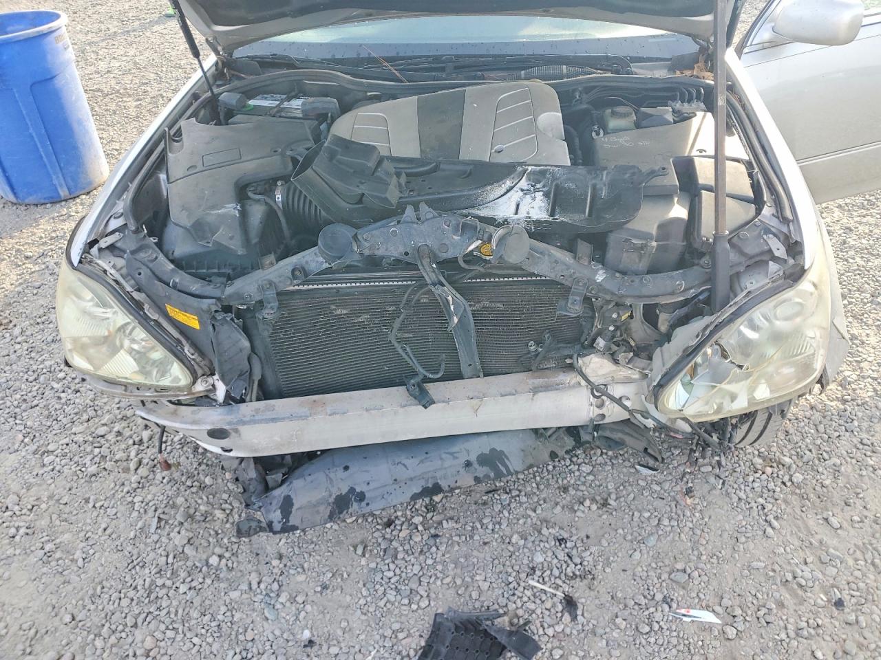 2005 LEXUS LS 430 photo 31