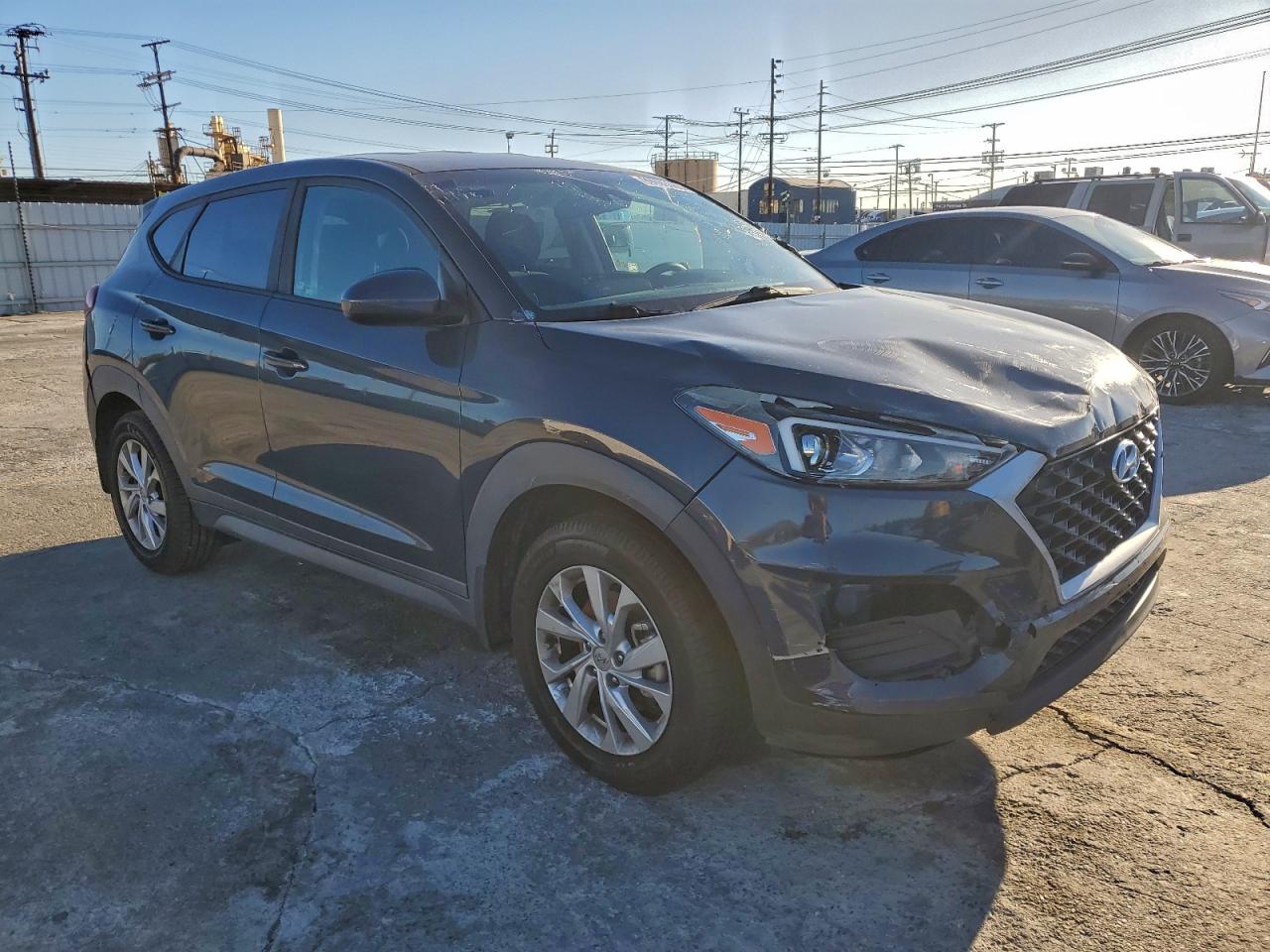 2019 HYUNDAI TUCSON SE photo 4