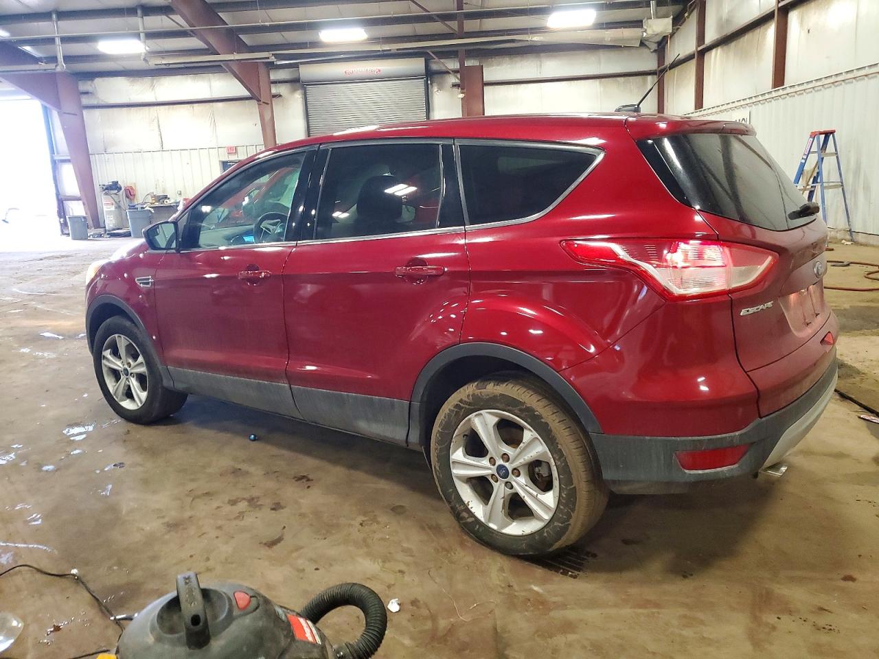 2014 FORD ESCAPE SE photo 2