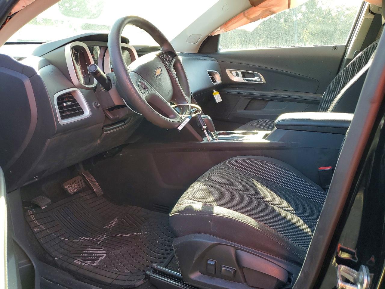 2017 CHEVROLET EQUINOX LS photo 7