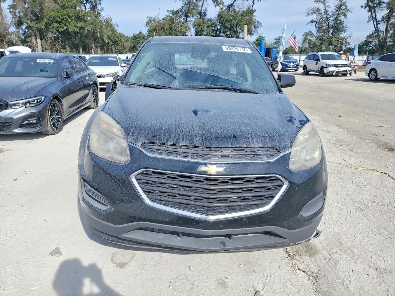 2017 CHEVROLET EQUINOX LS photo 5