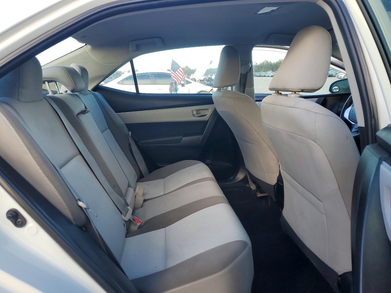 2017 TOYOTA COROLLA L photo 10