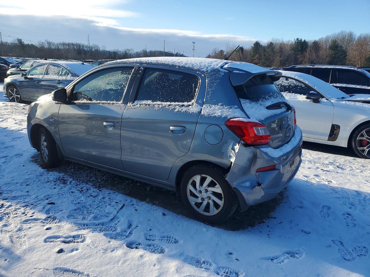 2018 MITSUBISHI MIRAGE SE photo 2