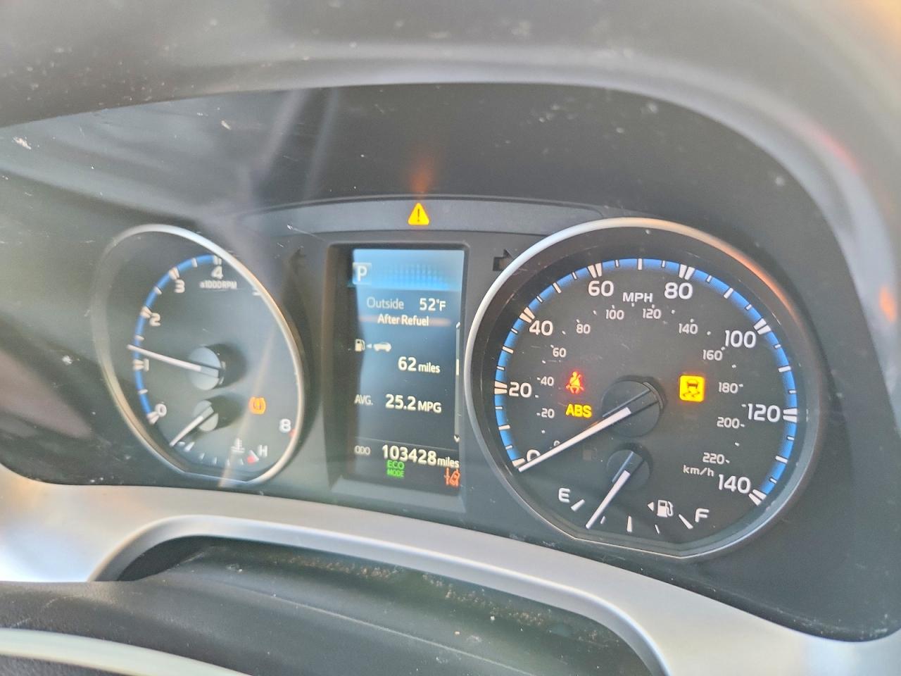2017 TOYOTA RAV4 LE photo 9