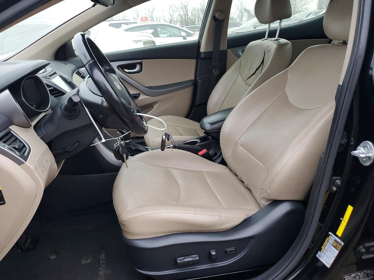 2014 HYUNDAI ELANTRA SE photo 7