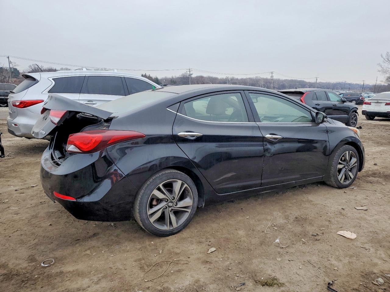2014 HYUNDAI ELANTRA SE photo 3