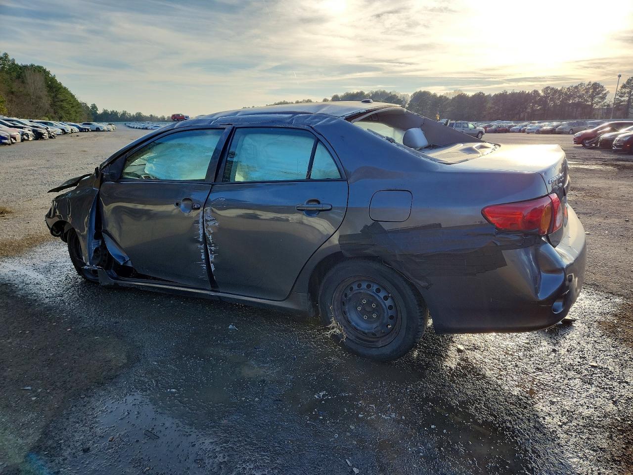 2010 TOYOTA COROLLA BASE photo 2