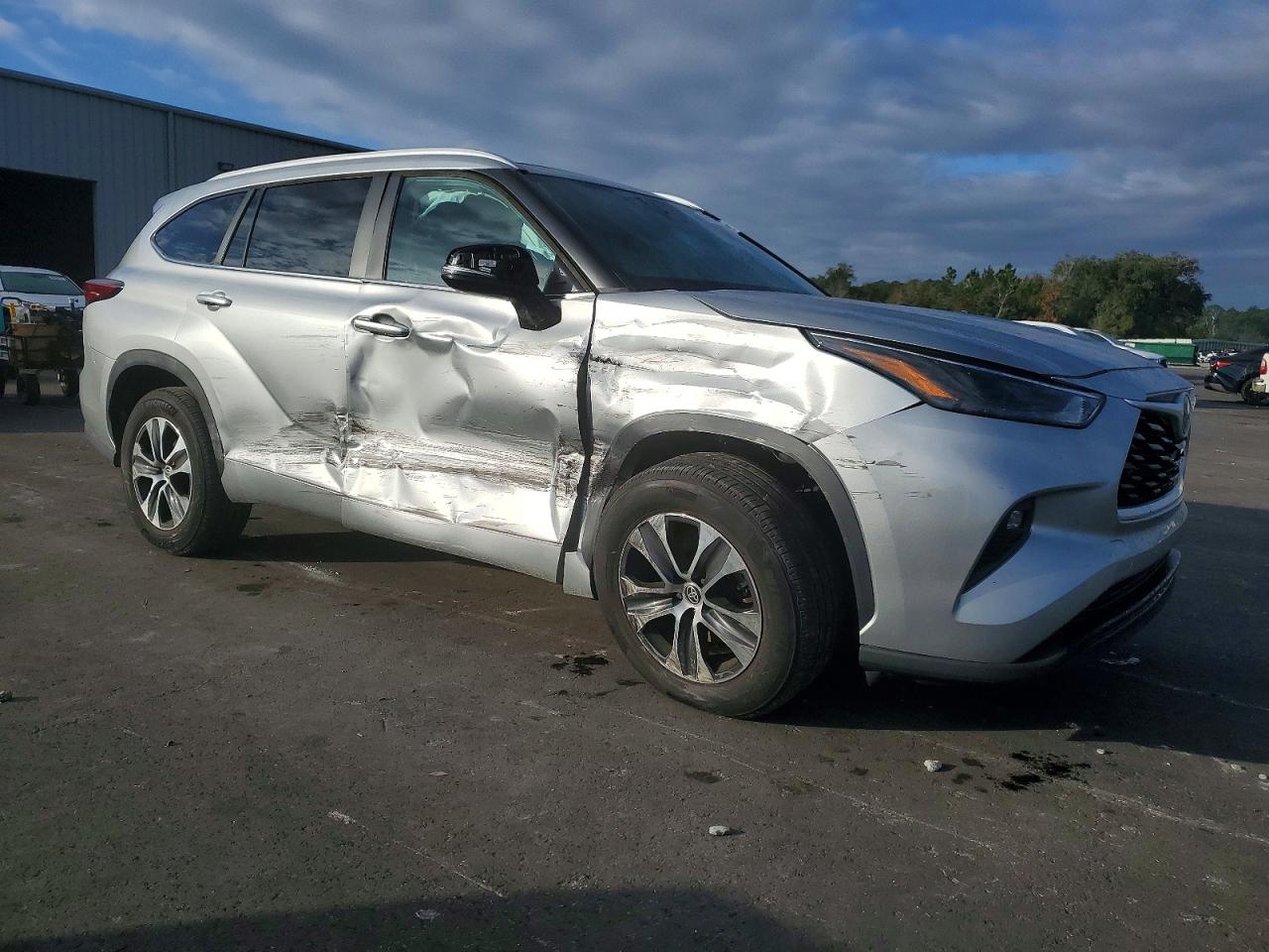 2023 TOYOTA HIGHLANDER L photo 7
