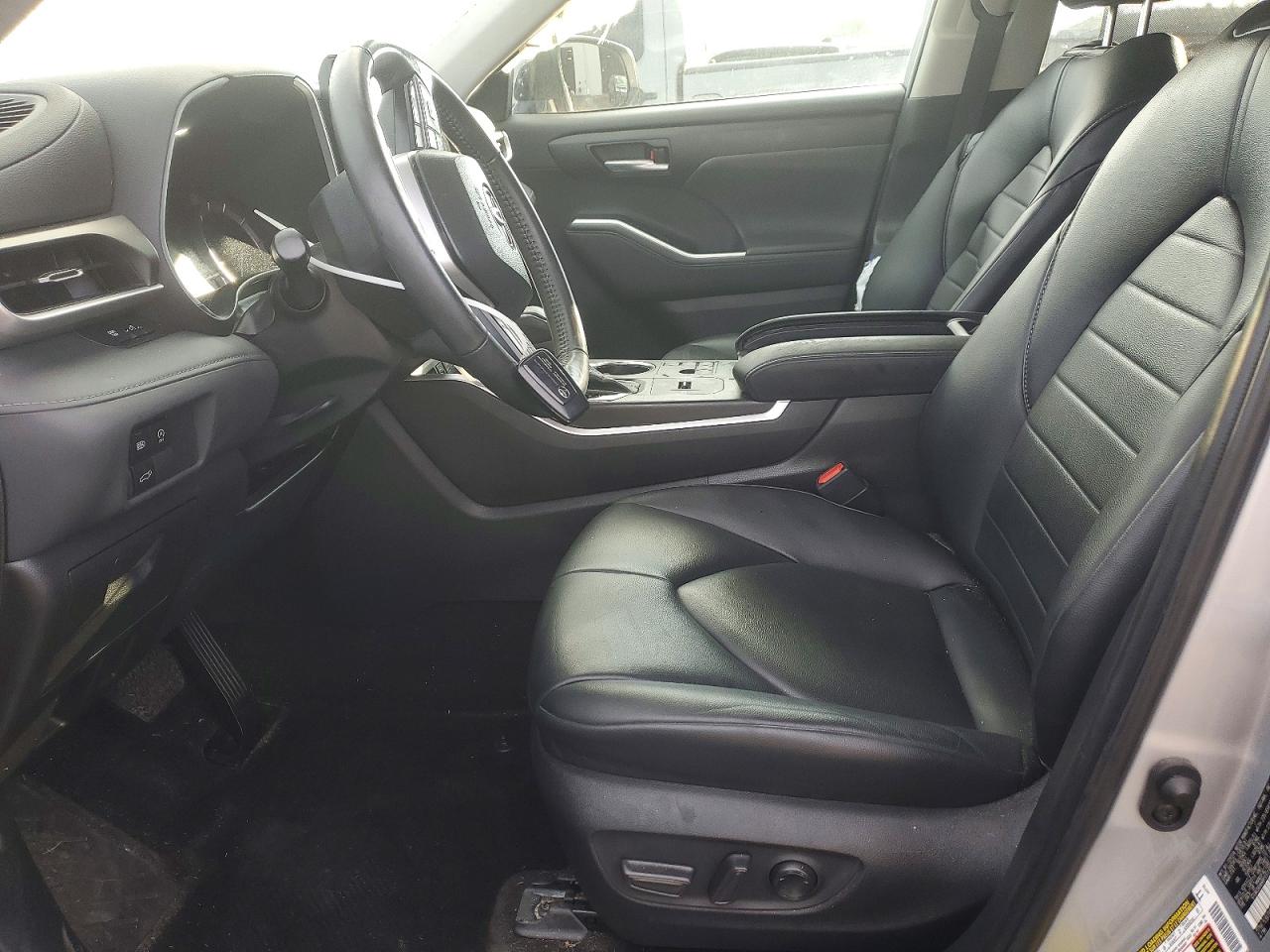 2023 TOYOTA HIGHLANDER L photo 13