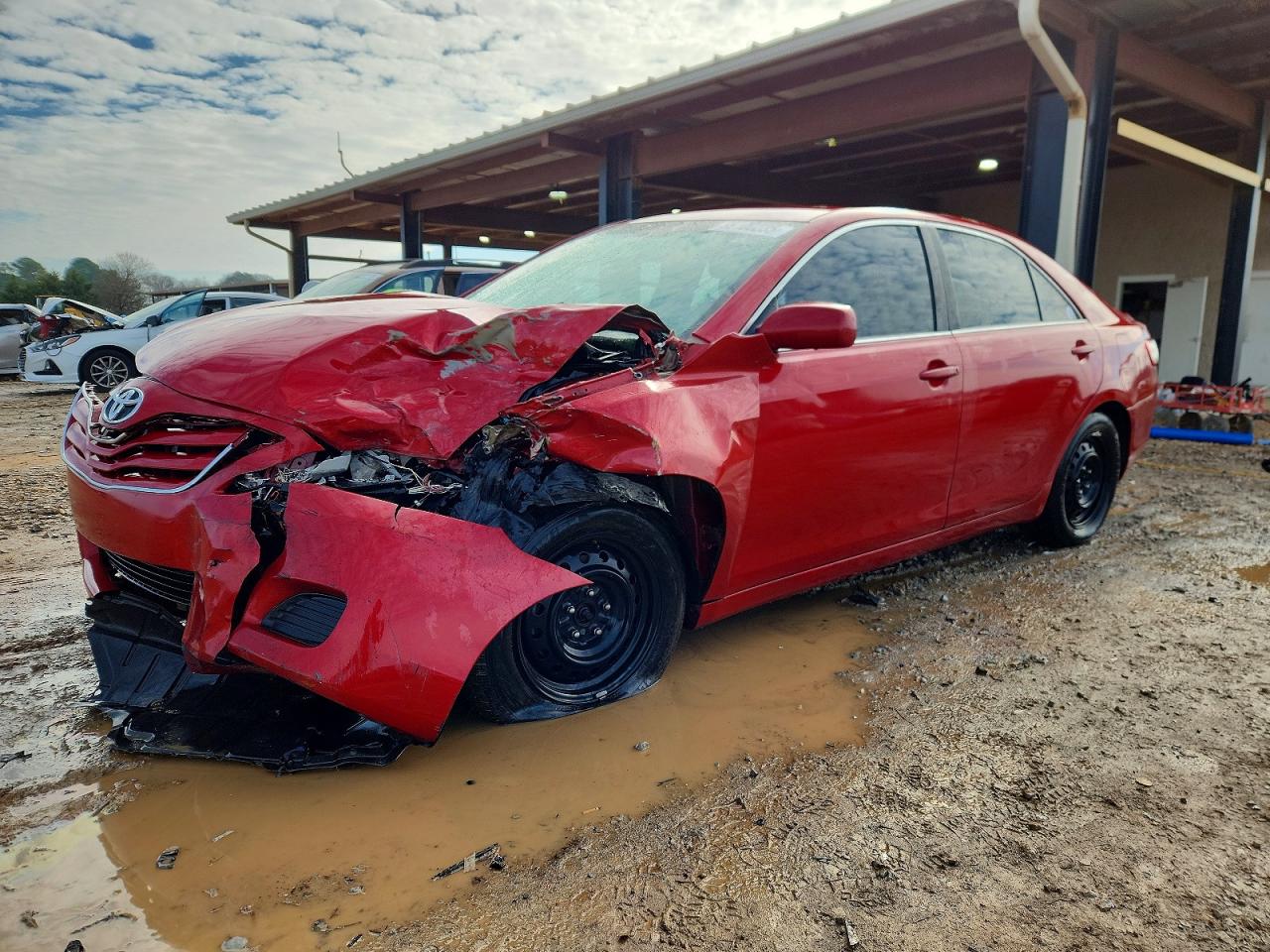 2011 TOYOTA CAMRY
