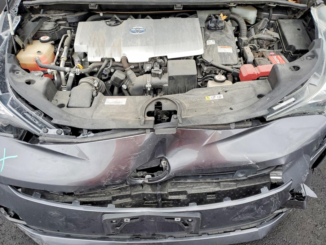 2018 TOYOTA PRIUS photo 11
