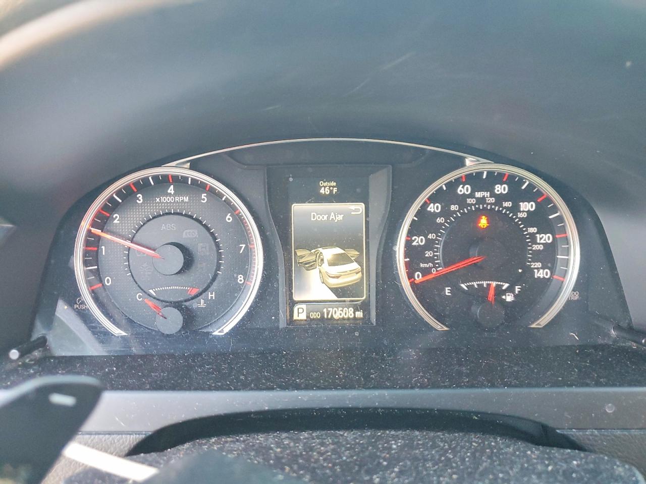 2017 TOYOTA CAMRY LE photo 9