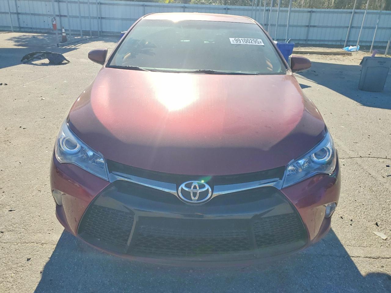 2017 TOYOTA CAMRY LE photo 5