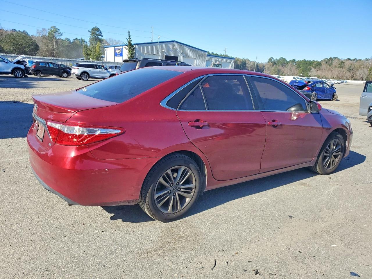 2017 TOYOTA CAMRY LE photo 3