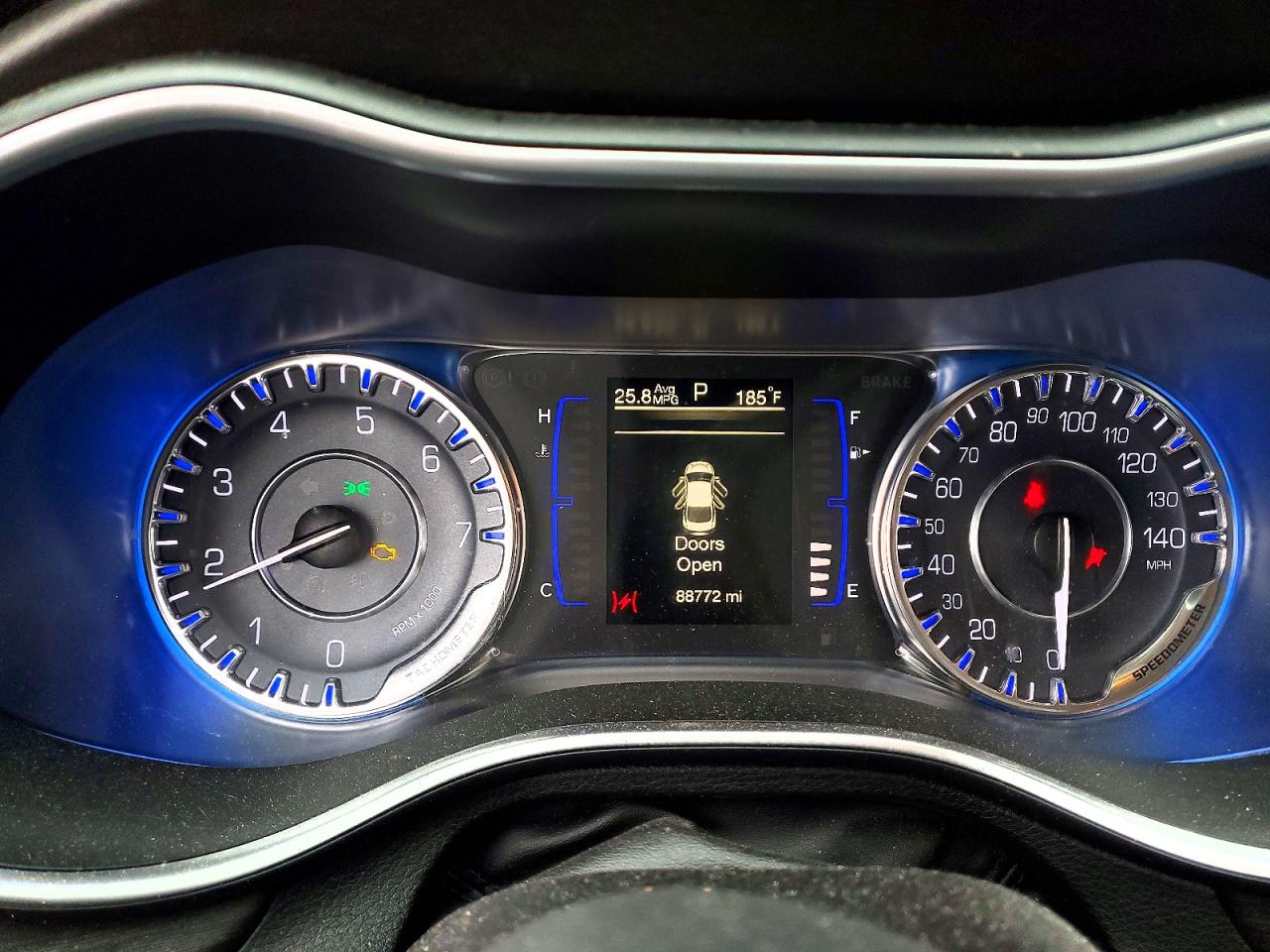 2016 CHRYSLER 200 LIMITED photo 9