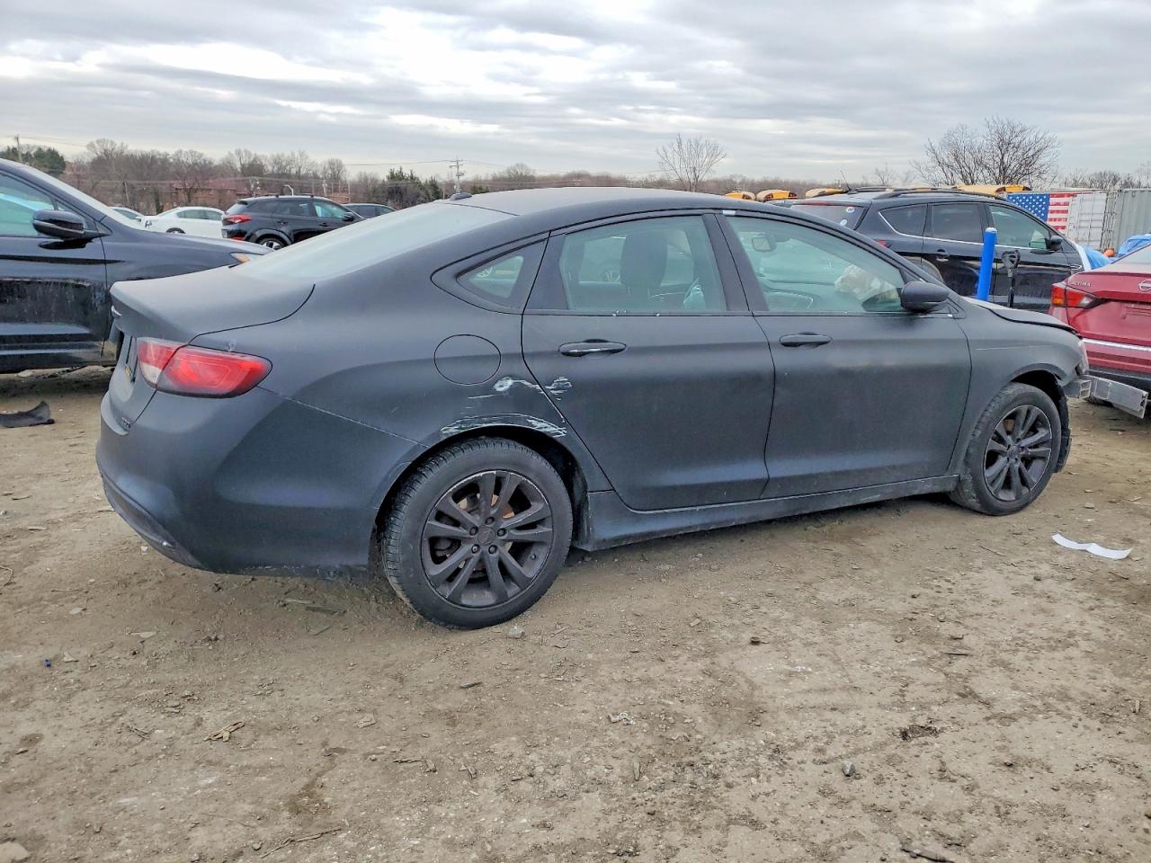 2016 CHRYSLER 200 LIMITED photo 3