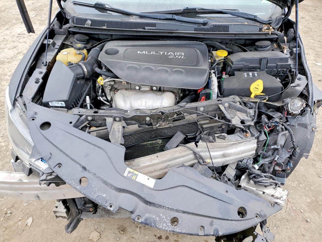 2016 CHRYSLER 200 LIMITED photo 11