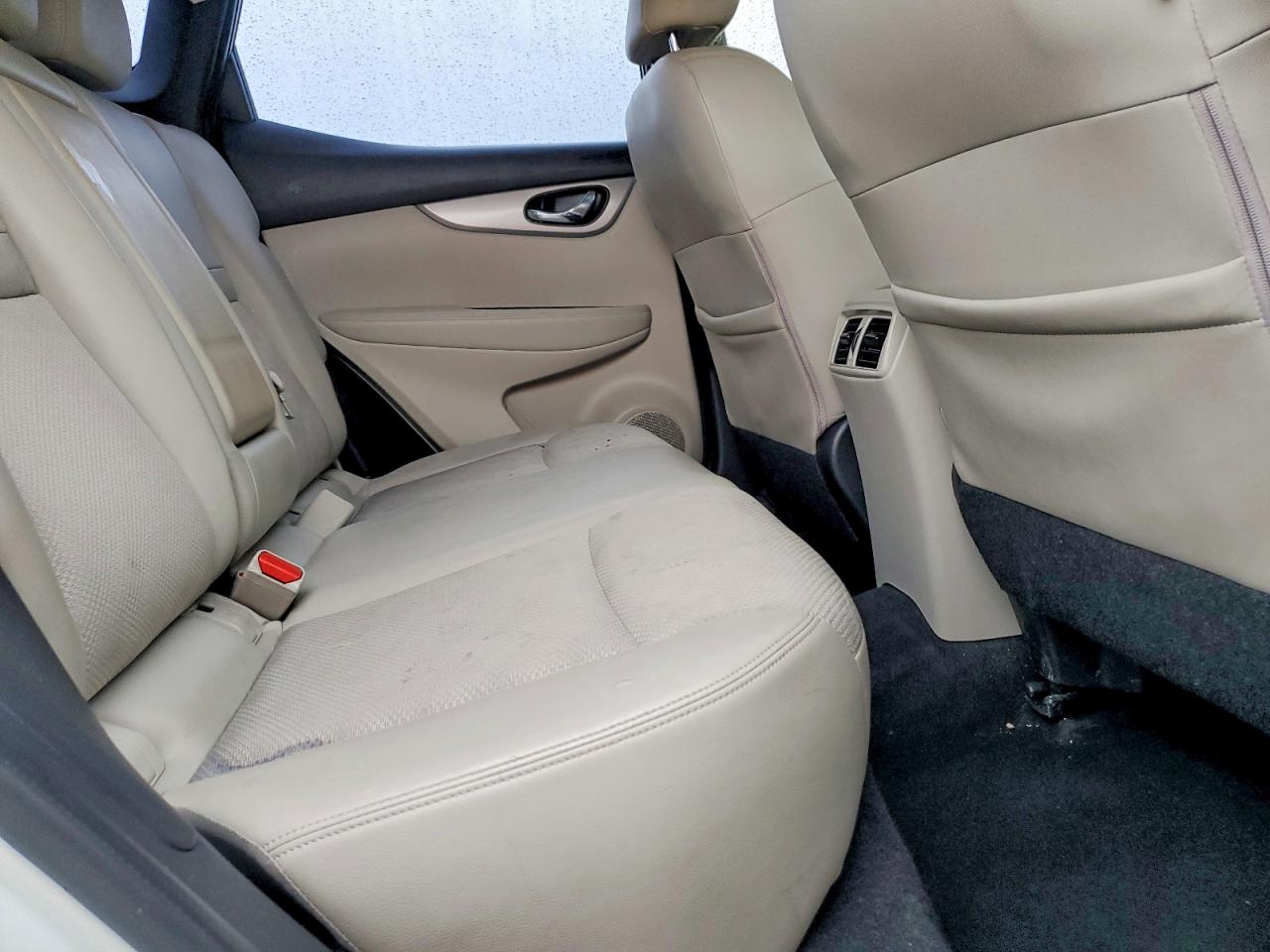 2020 NISSAN ROGUE SPORT S photo 11