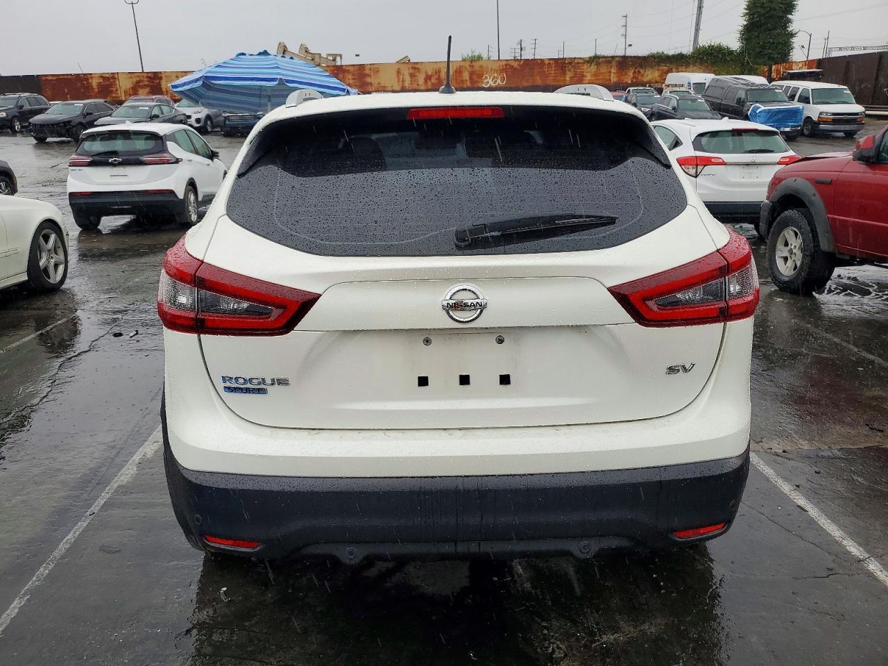2020 NISSAN ROGUE SPORT S photo 6