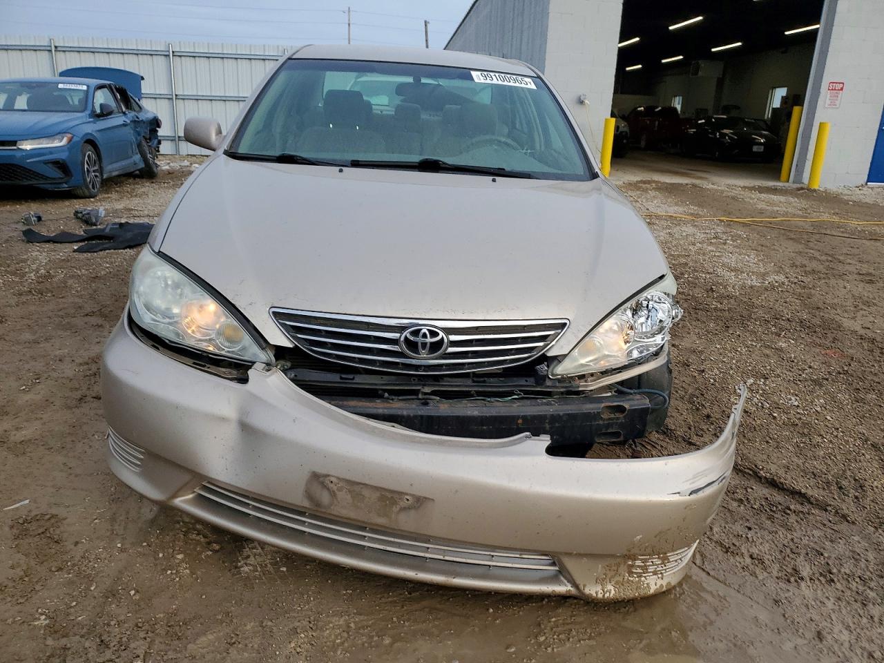 2006 TOYOTA CAMRY LE photo 5