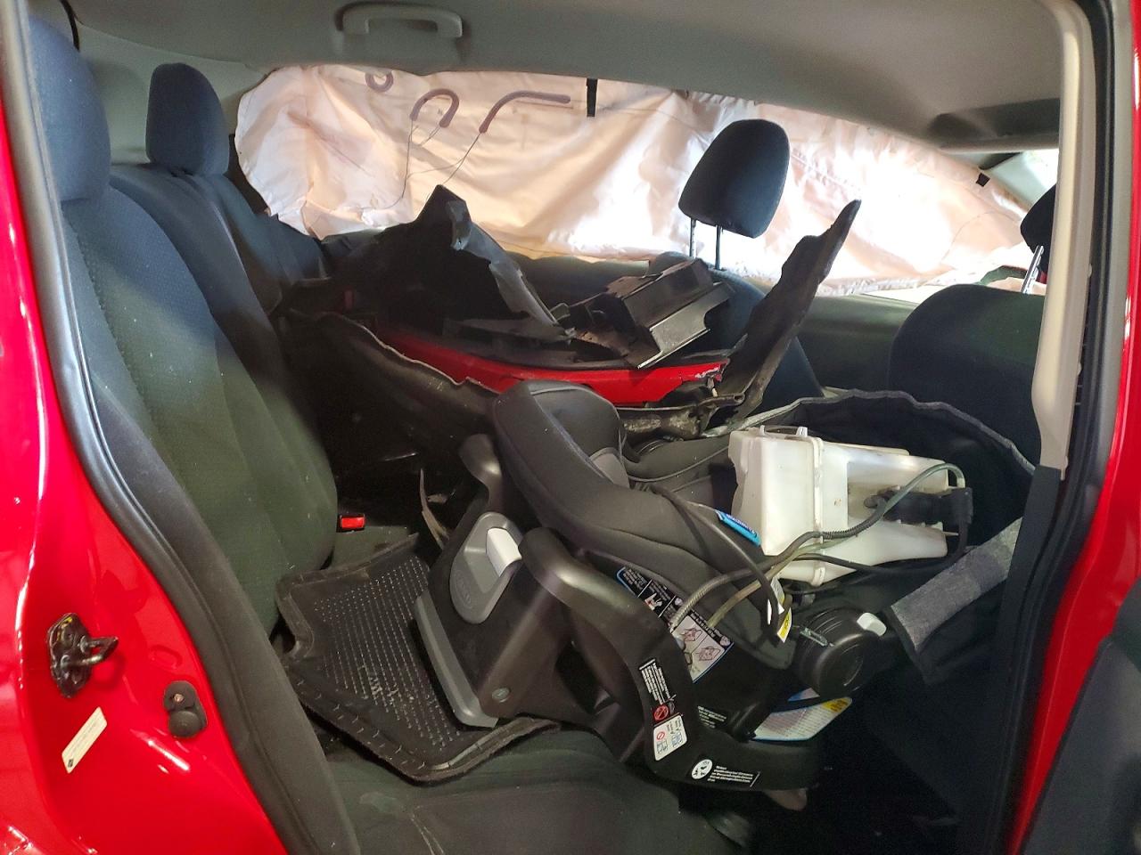 2012 NISSAN VERSA S photo 10