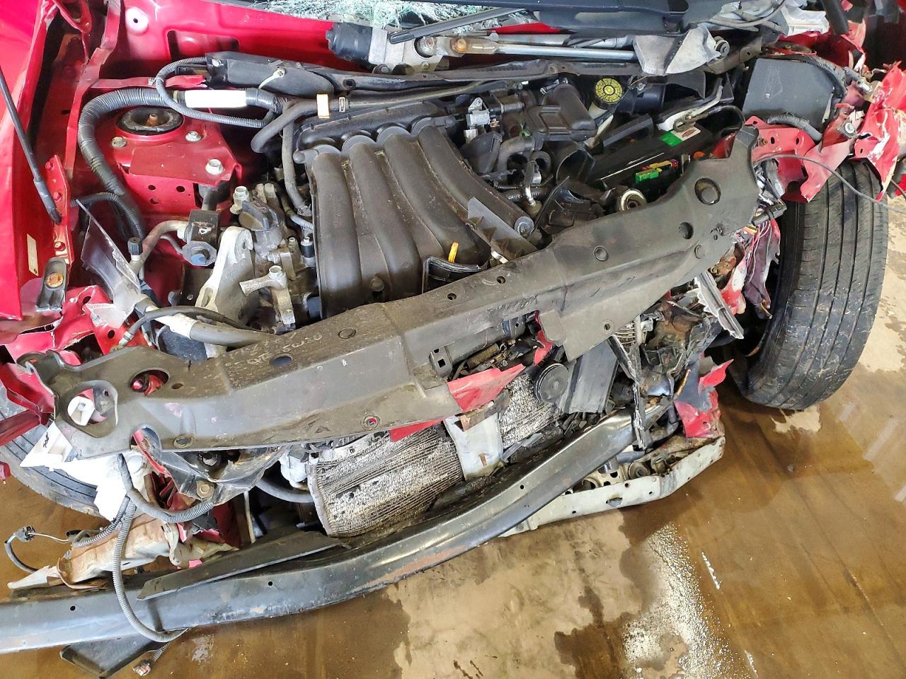 2012 NISSAN VERSA S photo 11