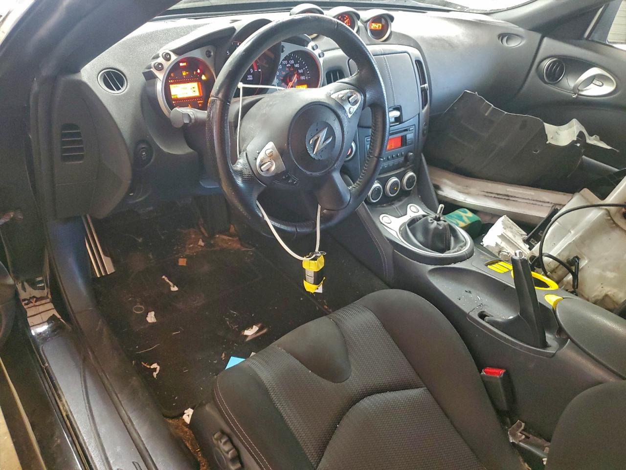 2016 NISSAN 370Z BASE photo 8