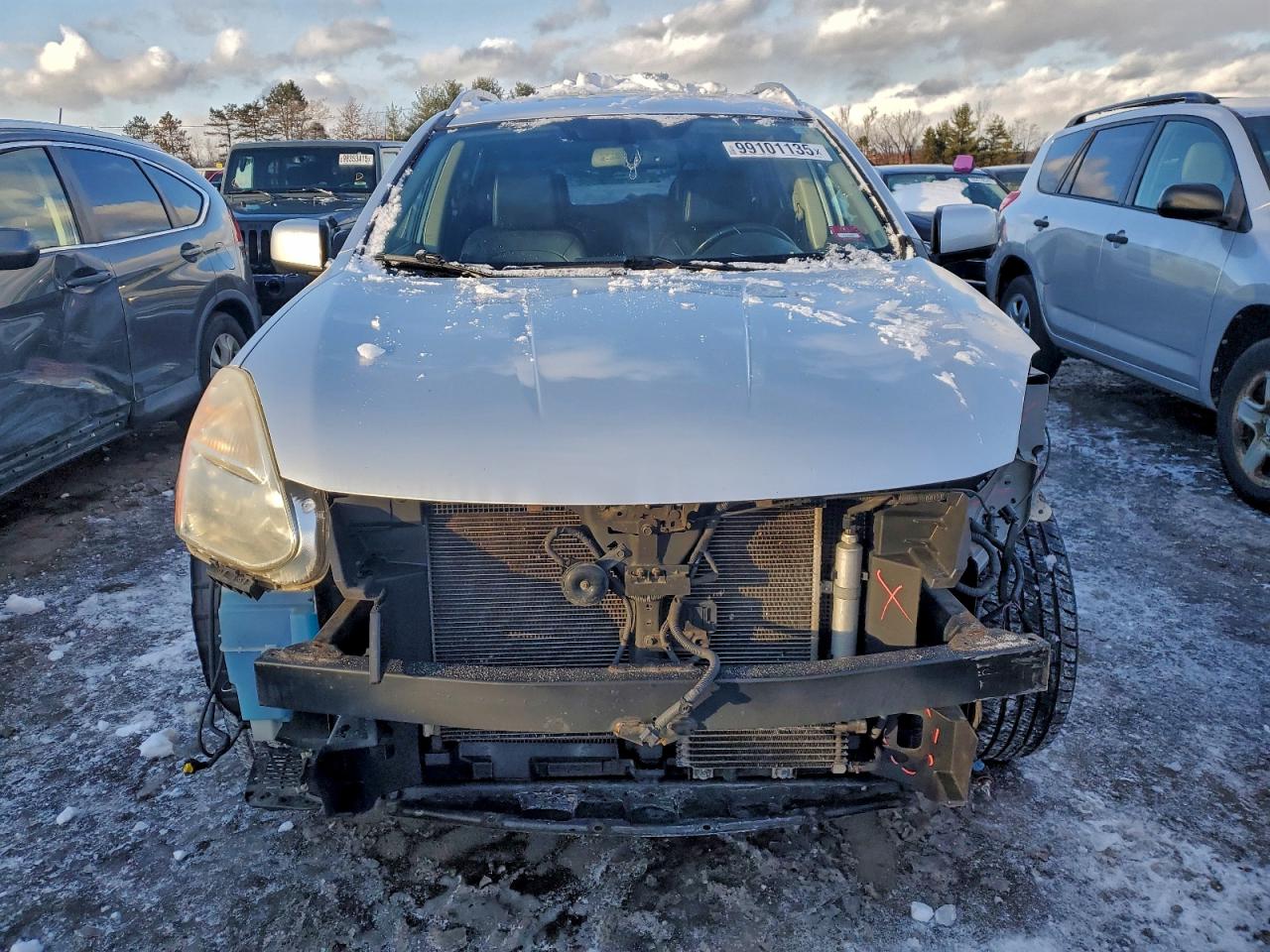 2013 NISSAN ROGUE S photo 5