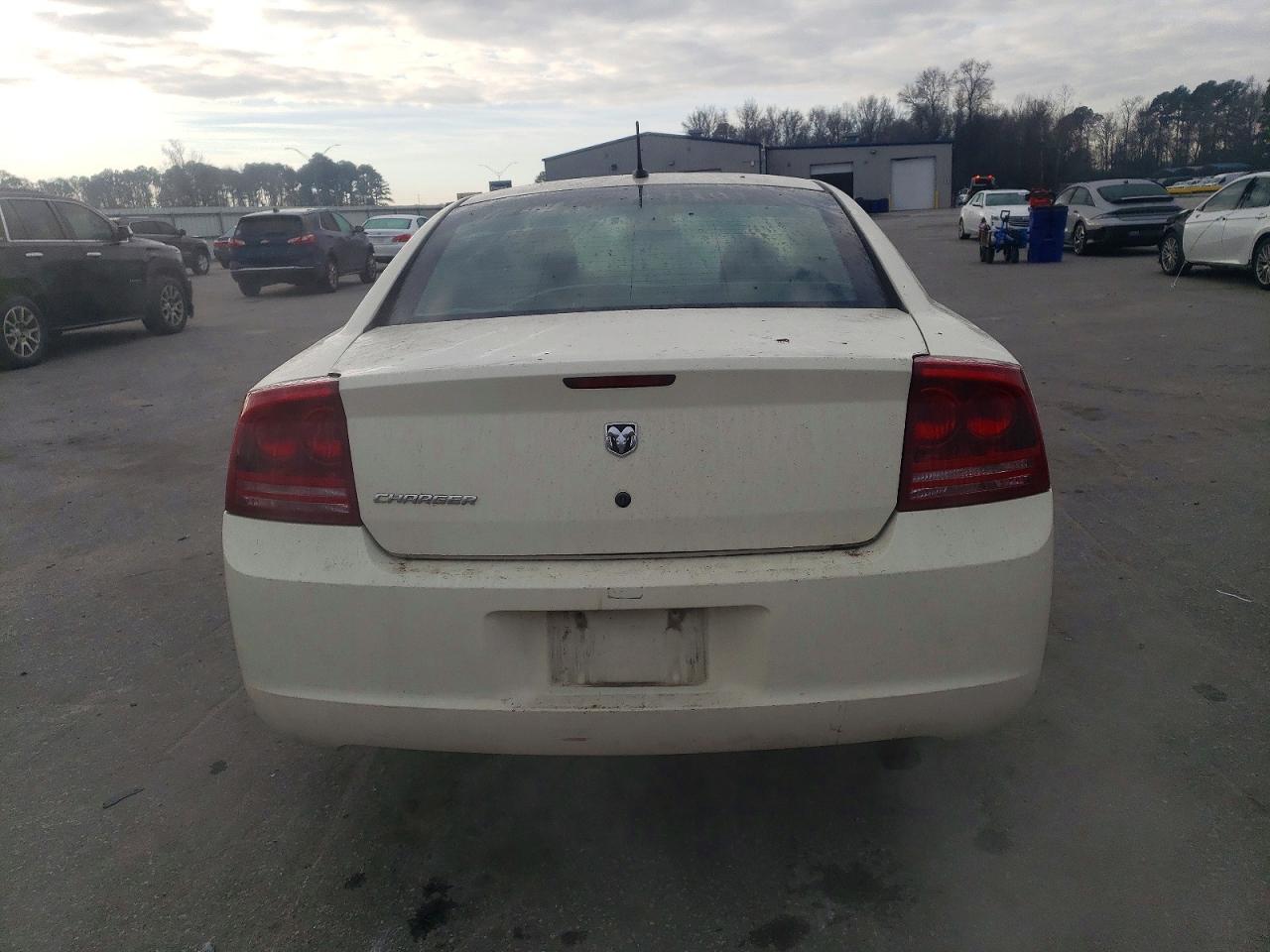 2008 DODGE CHARGER photo 6
