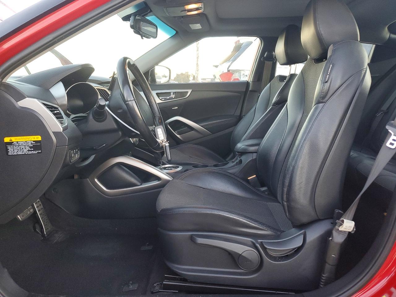 2015 HYUNDAI VELOSTER photo 7