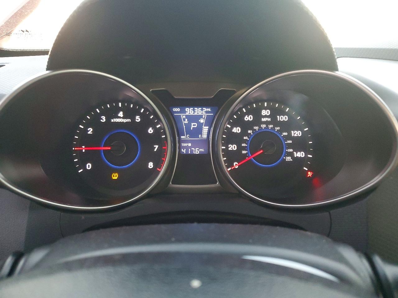 2015 HYUNDAI VELOSTER photo 9