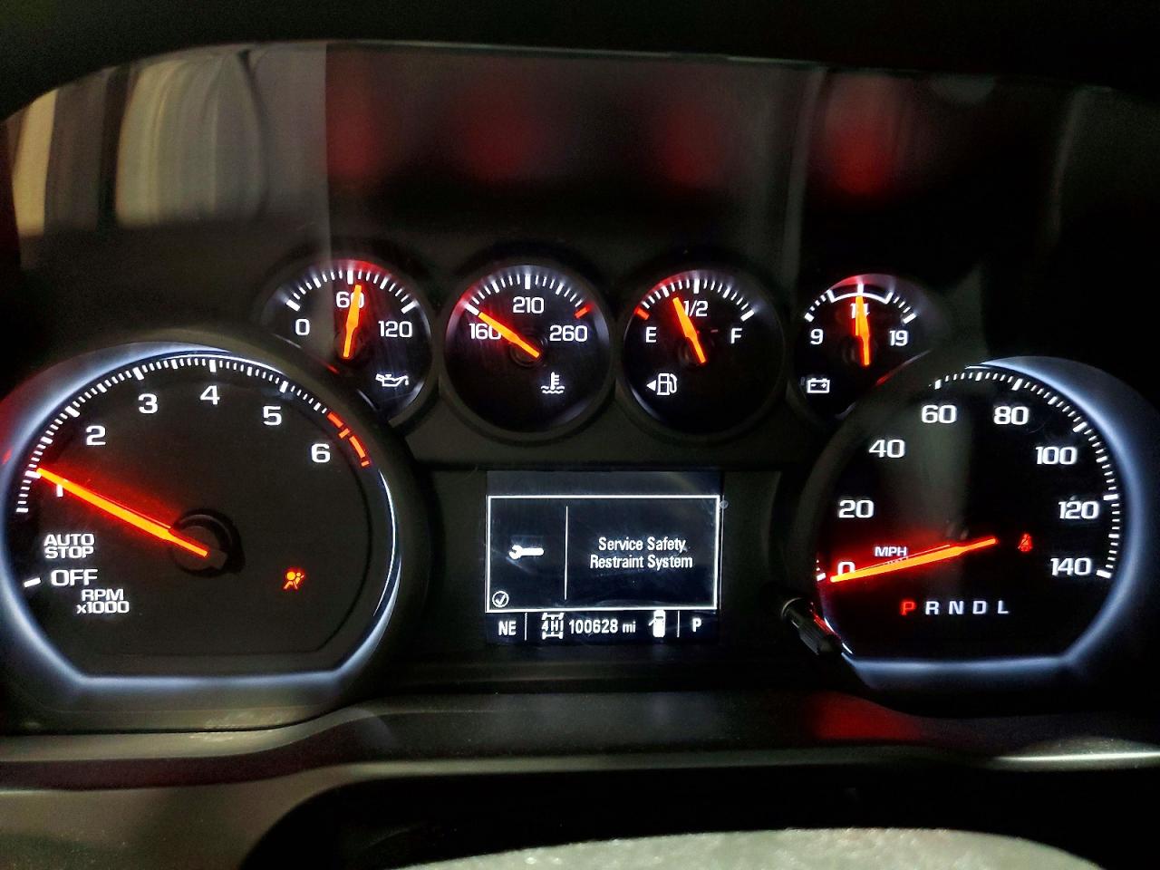 2021 CHEVROLET SILVERADO K1500 CUSTOM photo 9